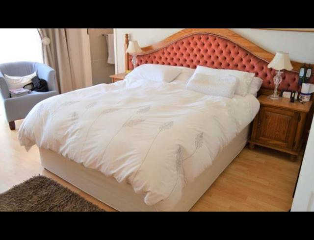 4 BEDROOM HOUSE FOR SALE IN KENSINGTON